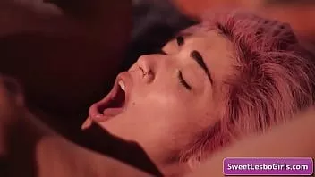 Afspelen Ondeugende lesbische geile babes met grote tieten Aidra Fox, Evelyn Claire vingert hun sappige kutje en likt ze voor intense orgasmes