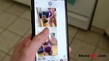Reproducir Estoy realmente bendecida de tener una madre puta milf- carmen valentina