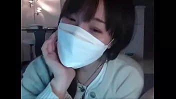 Reproduzir Japonês ao vivo, como mostrar os peitos