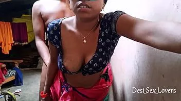 play Video di sesso all'aperto di prima mattina di una coppia del villaggio di Desi
