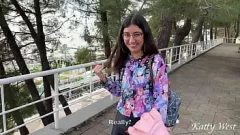 play Recogida en público: Adolescente anime recibe semen en sus gafas