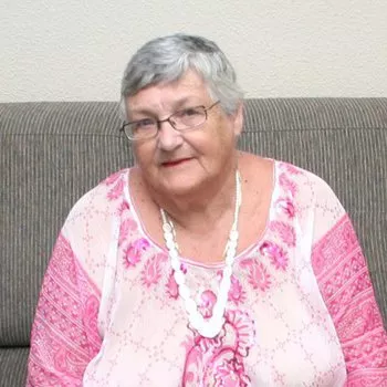Actrita Grandma Libby