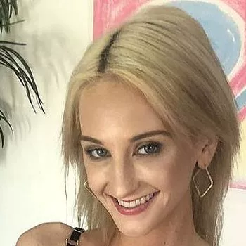 Gwiazda porno Tallie Lorain