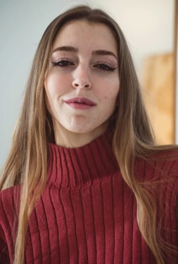 Pornostar Mary Popiense