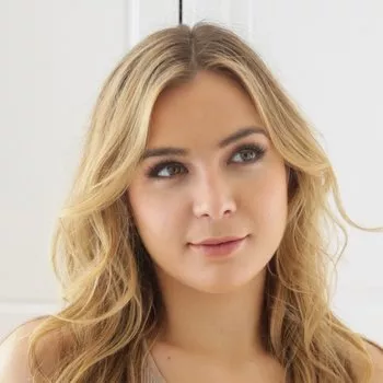 Порнозвезда Blair Williams