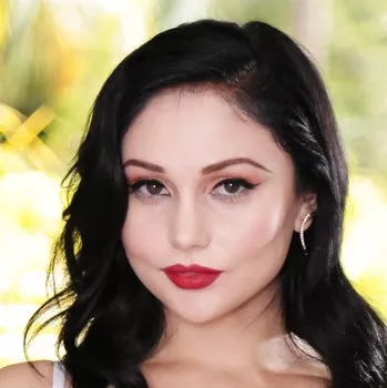 Pornstar Ariana Marie