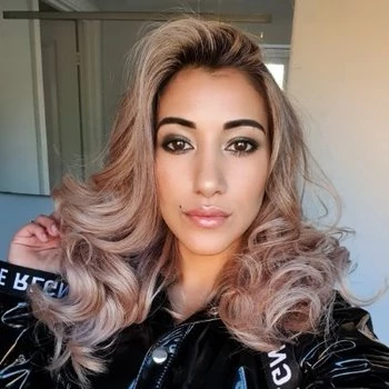 Pornoster Alicia Sweets
