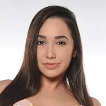 Порнозвезда Karlee Grey