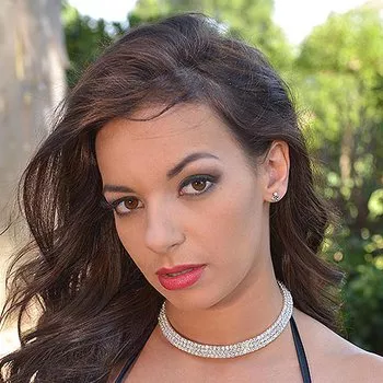 Порнозвезда Sophia Laure